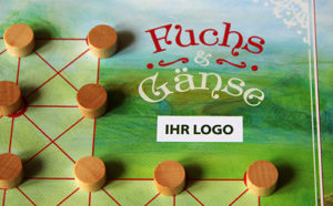 Fuchs und Gänse Spiel mit Firmen-Logo